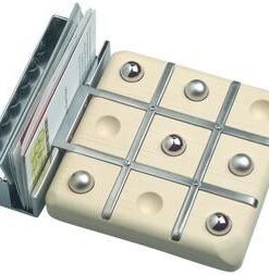 TIC – TAC – TOE CARD HOLDER GAME